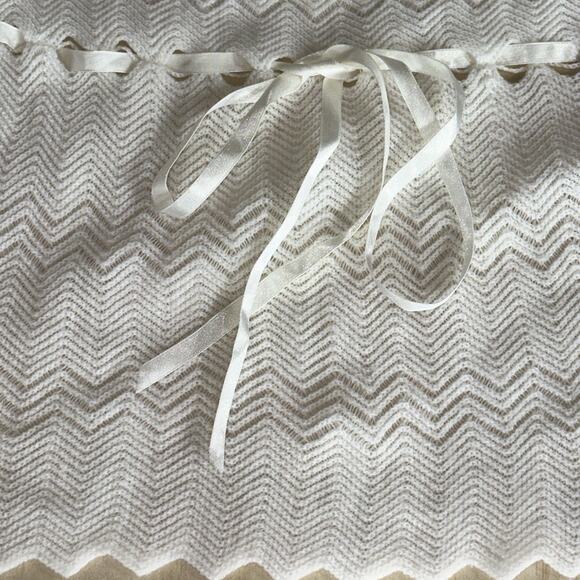 Vintage 1970s Friemanit baby blankets lot of 2 - White acrylic Knit - Picture 6 of 8
